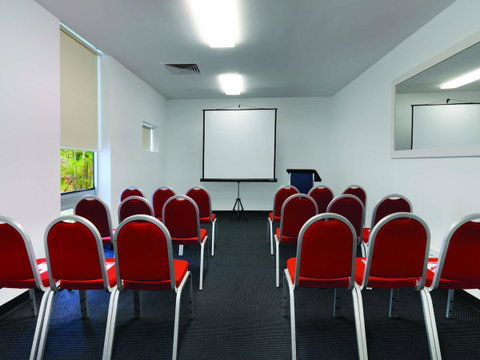 Travelodge Resort Darwin - Australian Directory 36
