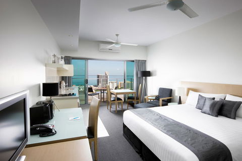 Mantra Pandanas - Australian Directory 10