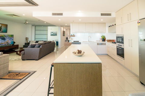 ZEN BY THE WATER - Esplanade Darwin Retreat - Australian Directory 28