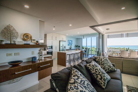 ZEN BY THE WATER - Esplanade Darwin Retreat - Australian Directory 0