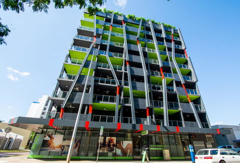 Magnum Serviced Apartments - Australian Directory 31