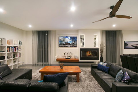 Salt Village Retreat - Australian Directory 4