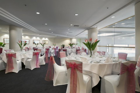 Hilton Darwin - Australian Directory 38