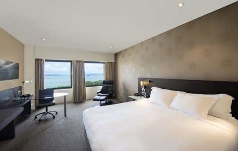 Hilton Darwin - Australian Directory 28