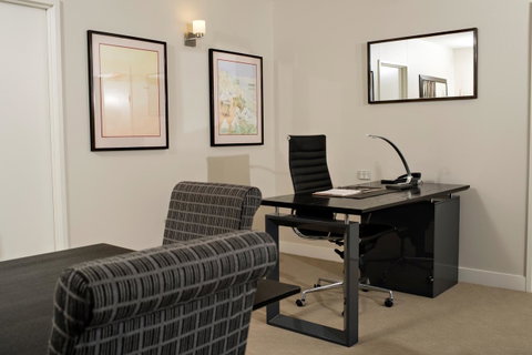 Hilton Darwin - Australian Directory 44