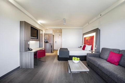 Novotel Darwin CBD - Australian Directory 9