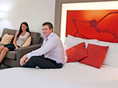 Novotel Darwin CBD - Australian Directory 35