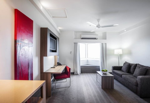 Novotel Darwin CBD - Australian Directory 28