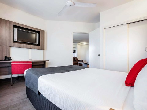 Novotel Darwin CBD - Australian Directory 31