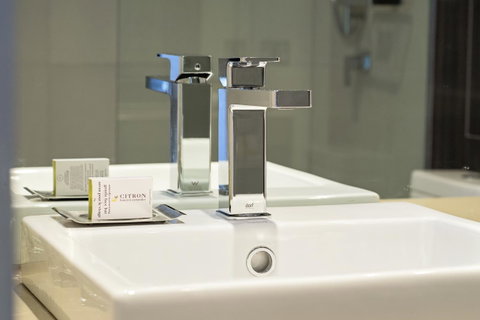 Hilton Garden Inn Darwin - Australian Directory 16