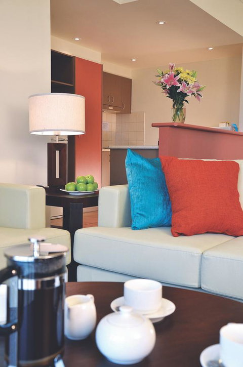 Metro Advance Apartments & Hotel - Australian Directory 3