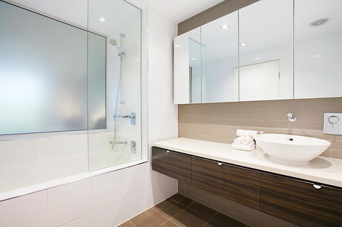 Darwin Waterfront Luxury Suites - Australian Directory 2