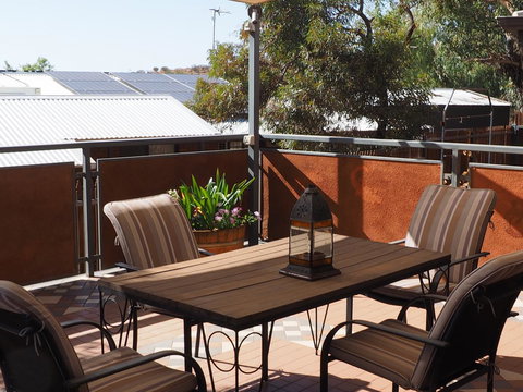 Wilmots On Dixon - Australian Directory 7