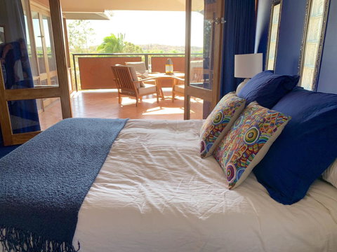 Wilmots On Dixon - Australian Directory 8