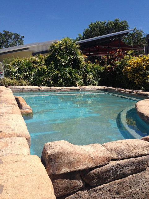 Melaleuca On Mitchell - Darwin YHA - Australian Directory 23