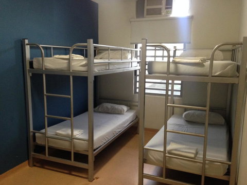 Melaleuca On Mitchell - Darwin YHA - Australian Directory 42