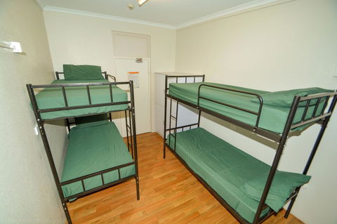 Chillis Backpackers - Australian Directory 7