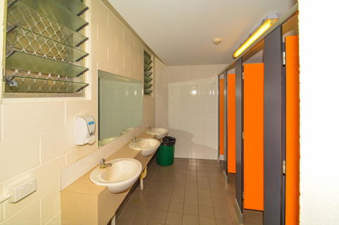 Chillis Backpackers - Australian Directory 9