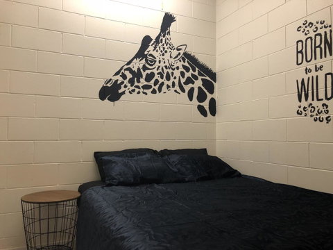 Frogs-Hollow Backpackers - Australian Directory 43