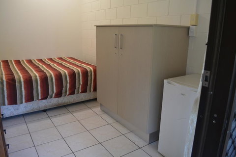 Frogs-Hollow Backpackers - Australian Directory 10