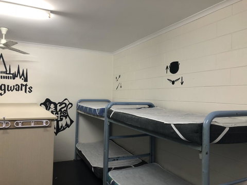 Frogs-Hollow Backpackers - Australian Directory 29