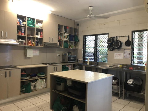Frogs-Hollow Backpackers - Australian Directory 26