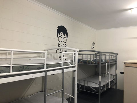 Frogs-Hollow Backpackers - Australian Directory 31