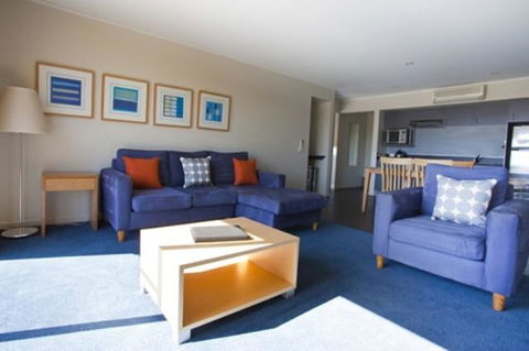Corrigans Cove - Australian Directory 6