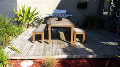 Corrigans Cove - Australian Directory 27