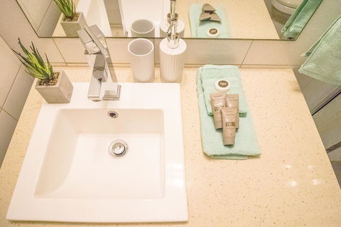 ZEN QUEST - The NOMADS PAD Near Nightcliff Markets & Sunset Foreshore - Australian Directory 20