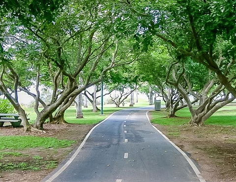 ZEN QUEST - The NOMADS PAD Near Nightcliff Markets & Sunset Foreshore - Australian Directory 9