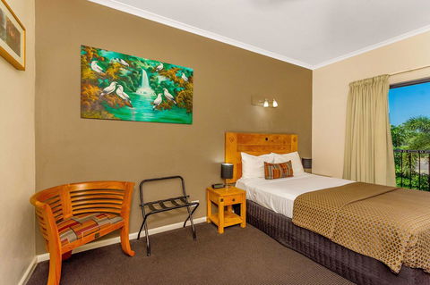 Quality Hotel Darwin Airport - Australian Directory 13