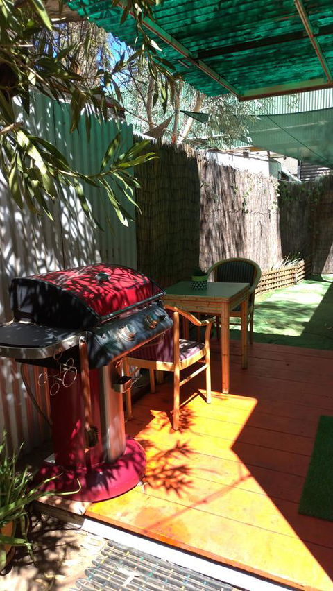 Alice\'s Secret Travellers Inn - Australian Directory 5