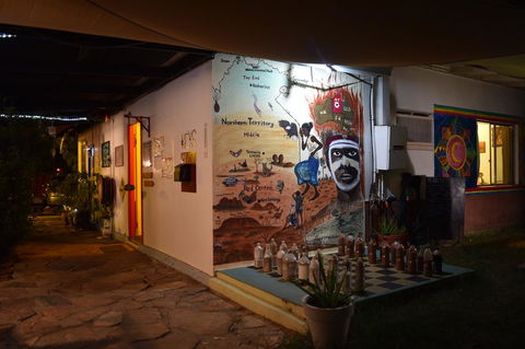 Alice\'s Secret Travellers Inn - Australian Directory 34