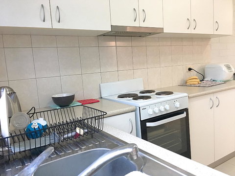 Cozy Room For A Great Stay In Darwin - Excellent Location - Australian Directory 1