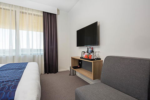 Mantra MacArthur Hotel - Australian Directory 29