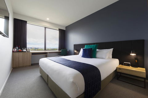 Mantra MacArthur Hotel - Australian Directory 6