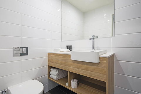 Mantra MacArthur Hotel - Australian Directory 23