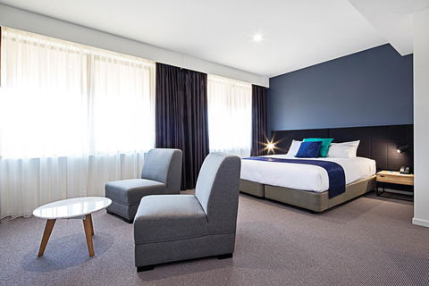 Mantra MacArthur Hotel - Australian Directory 15