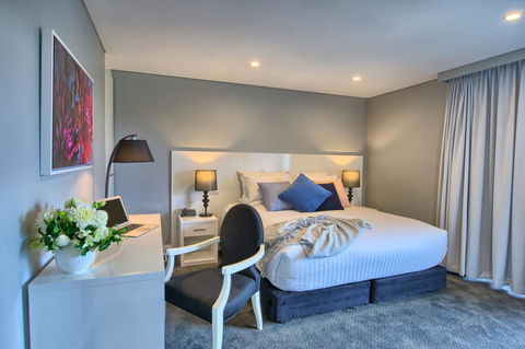 Canberra Rex Hotel - Australian Directory 17