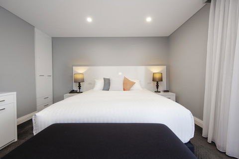 Canberra Rex Hotel - Australian Directory 26