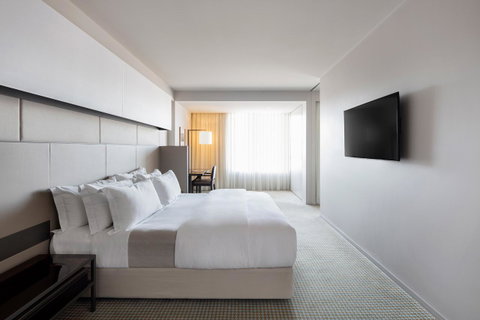 Hotel Realm - Australian Directory 9