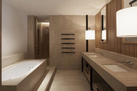 Hotel Realm - Australian Directory 19