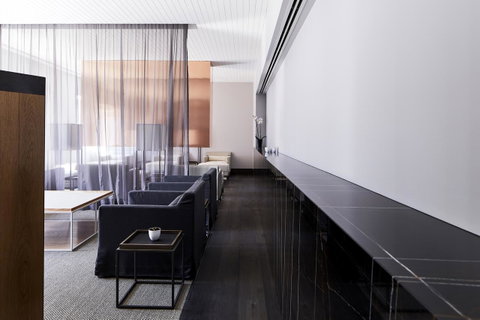 Hotel Realm - Australian Directory 22