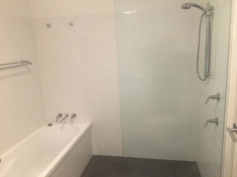 Lennox Holiday Apartments - Australian Directory 29
