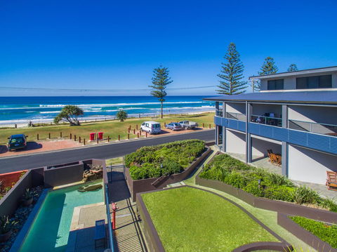 Lennox Holiday Apartments - Australian Directory 10