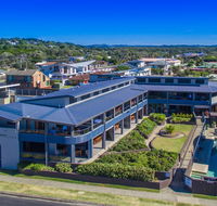 Lennox Holiday Apartments - Australian Directory