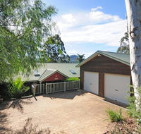 Bonnie Doon - Family friendly home - Australian Directory