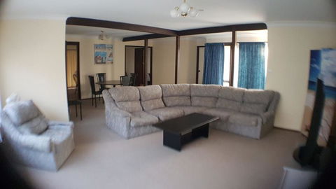 Boondilla House - The Entrance, NSW - Australian Directory 1