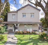 Boronia Lodge - Australian Directory